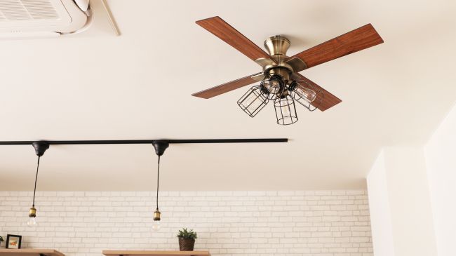 JE-CF001V-GD,JAVALO ELF VINTAGE（ヴィンテージ）Collection  電球色 4灯 軽量 Life on Products(ライフオンプロダクツ)製シーリングファンライト