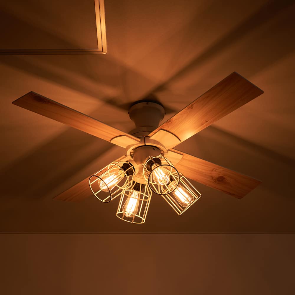 JE-CF001V-WH,JAVALO ELF VINTAGE（ヴィンテージ）Collection  電球色 4灯 軽量 Life on Products(ライフオンプロダクツ)製シーリングファンライト