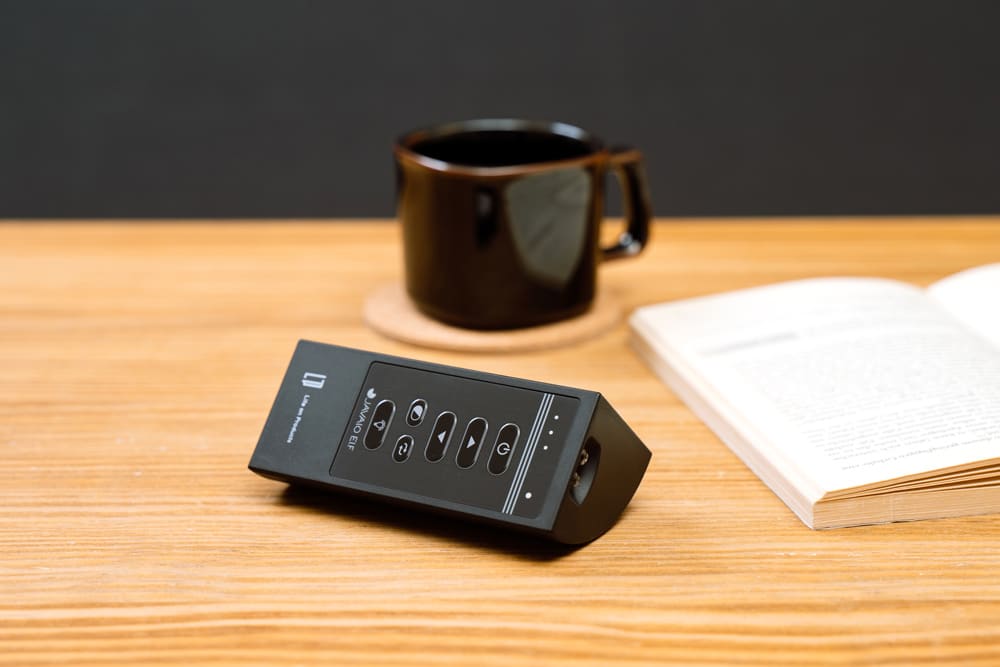 JE-CF055-WH,JAVALO ELF Modern Collection 電球色 6灯 軽量 Life on Products(ライフオンプロダクツ)製シーリングファンライト