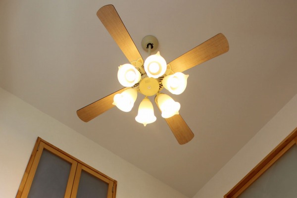 AM40386E + AA40381L + AEE590240 + AE40393E KOIZUMI(コイズミ)製シーリングファンライト【生産終了品】