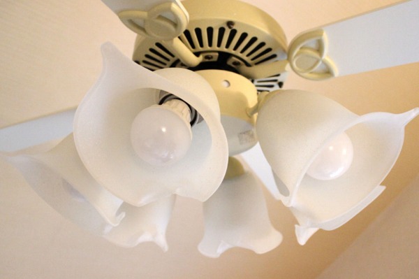 AM40386E + AA40381L + AEE590240 KOIZUMI(コイズミ)製シーリングファンライト【生産終了品】