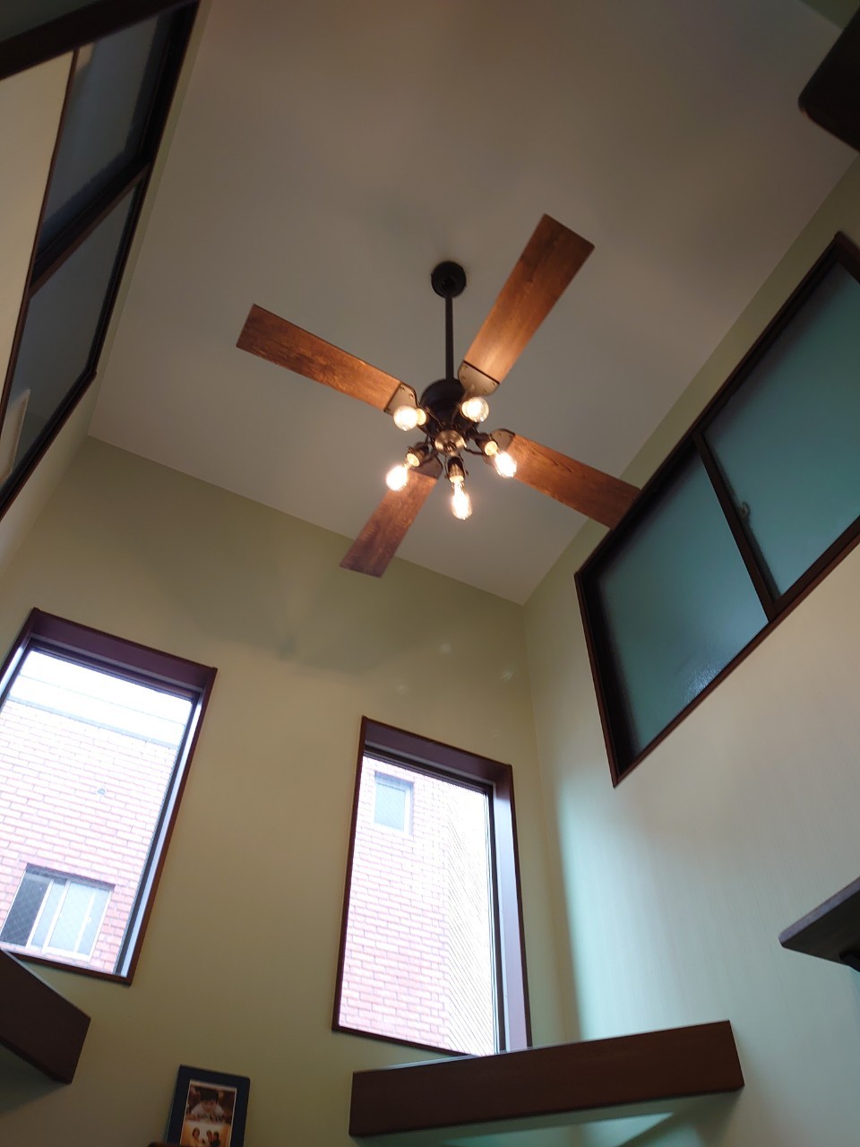 オーデリック シーリングファン ブラック 軽量 吹き抜け 傾斜天井 リモコン 簡易取付 OIC-023